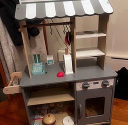 Kids Wooden Kitchen/Grocery Store Set