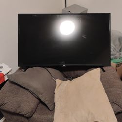 TCL 40s334 40" LED Smart TV