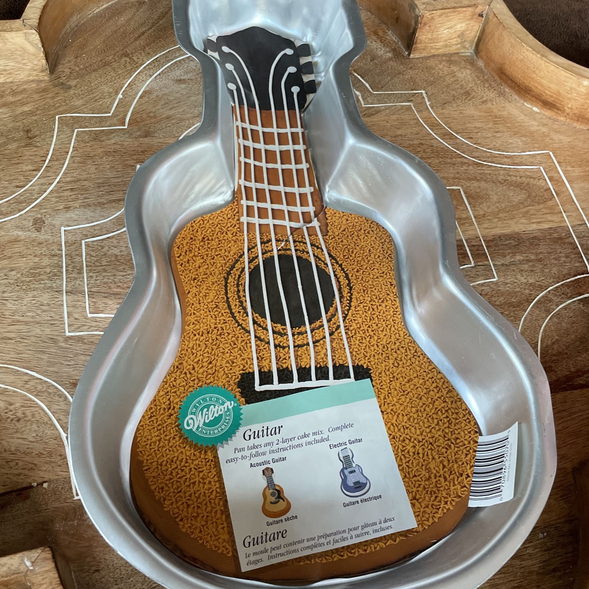 Guitar Cake Pan