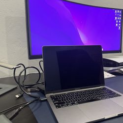 13 Inch 2019 MacBook Pro (base Model 256GB / 8gb Ram)