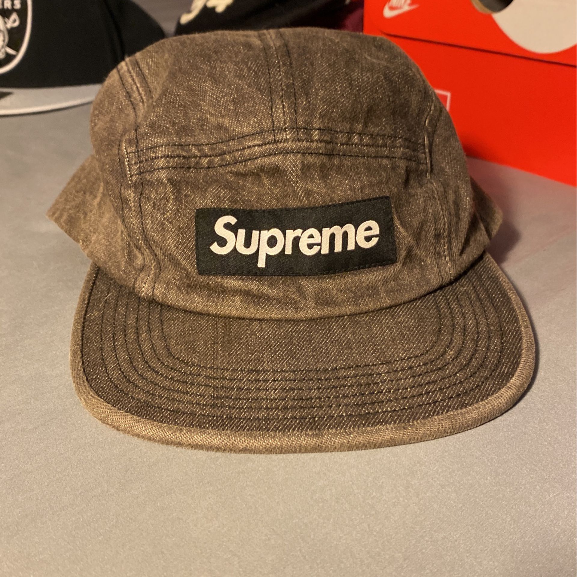 SUPREME WASHED GRAY 5 PANNEL HAT 