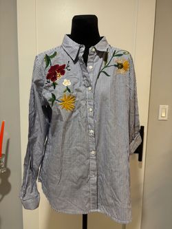 Women’s blouse