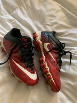 Red Nike’s boys size 2 used