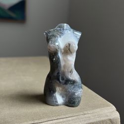 Small Ocean Jasper Lady Carving ( firm on price )