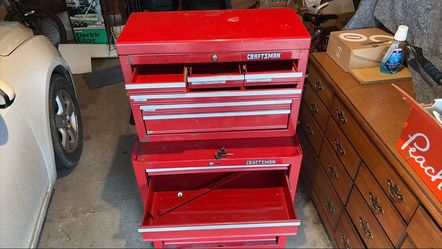 Craftsman tool box