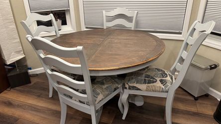 Table and 4 chairs