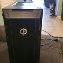 2014 CyberpowerPC Gaming Computer 