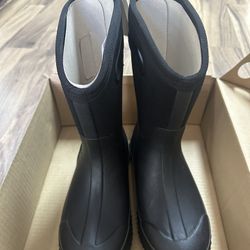 BOGS  Black/NOIR (KID Size 6 ) Meet In Tacoma