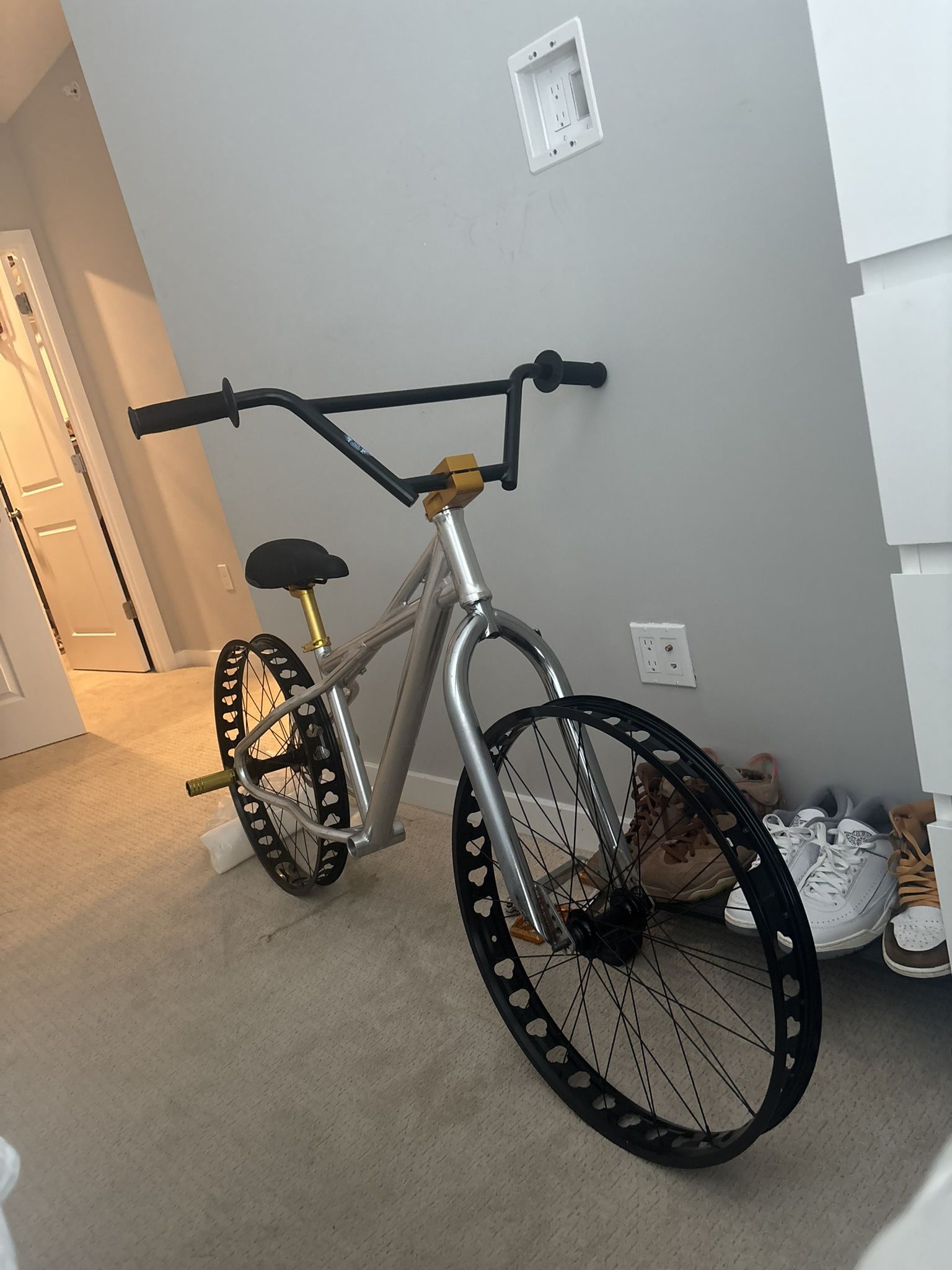 Fat Quad (26x3.5) Bikes Is Now Rideable (Send Offers)