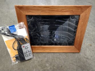 Digital Picture Frame - AS NEW; NEVER USED