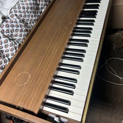 Hohner Cembalet N        Electric Keyboard Piano