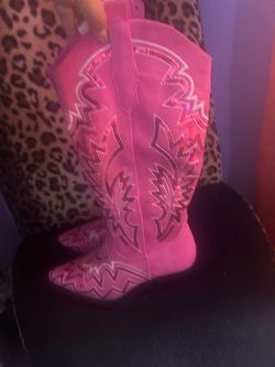 Pink Embroidered Cowboy Boots