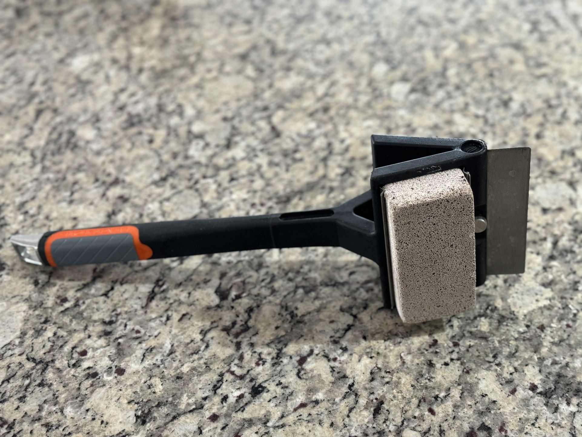 Blackstone Signature Series Griddle Cleaning Tool Ergonomic, slip- and heat-resistant handle The handle has a built-in bottle opener You can get new