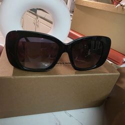 Burberry S Unglasses Authentic 