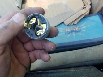 Twist lock 2 prong plugs