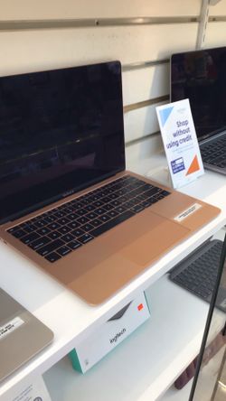 Apple MacBook Air 13” (Mid 2011) - i7 / 4GB RAM