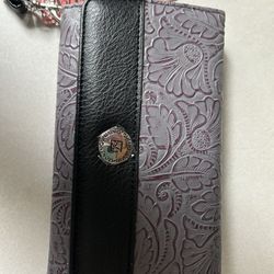 Stone Mountain Purple Leather Bonded Wristlet Wallet