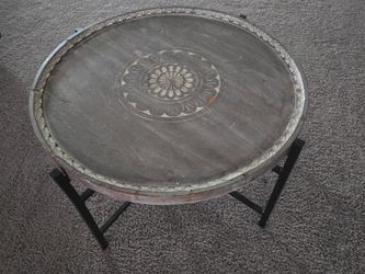 Round small coffee table