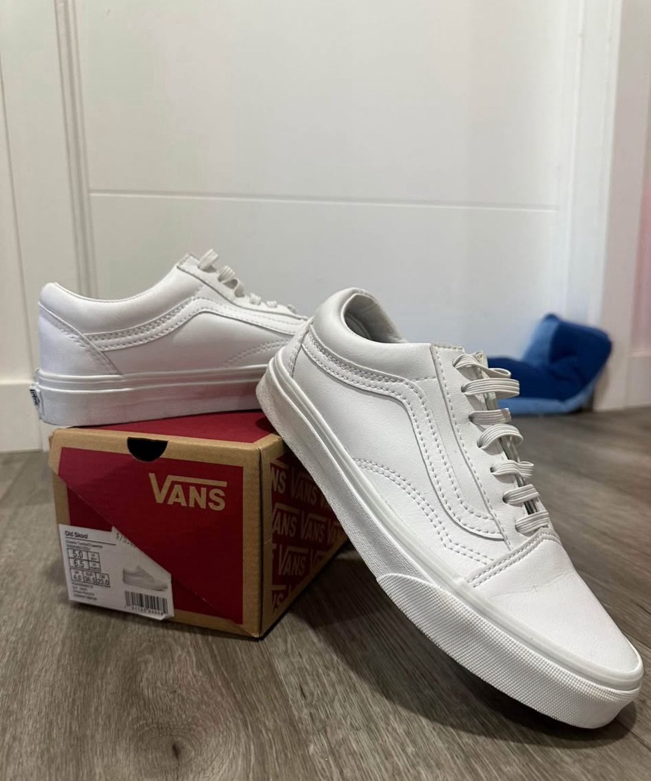 New Vans Leather Women Shoes Size 6.5