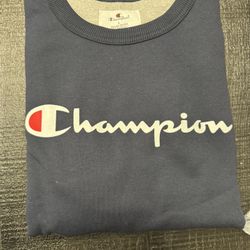 CHAMPIONS MEN’S SWEATSHIRT