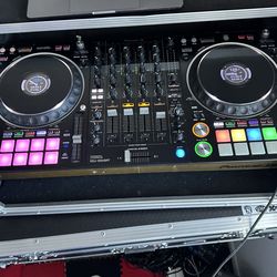 Ddj 1000srt pioneer controller use in great condition excellent working firm on price no offer