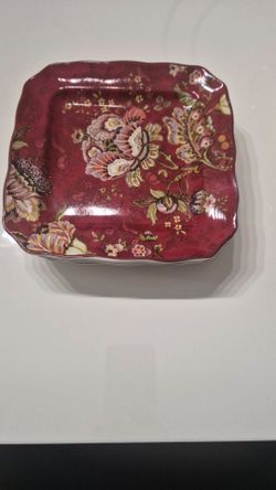 222 Fifth Gabrielle appetizer plates