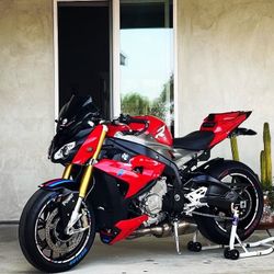 2014 BMW S1000r