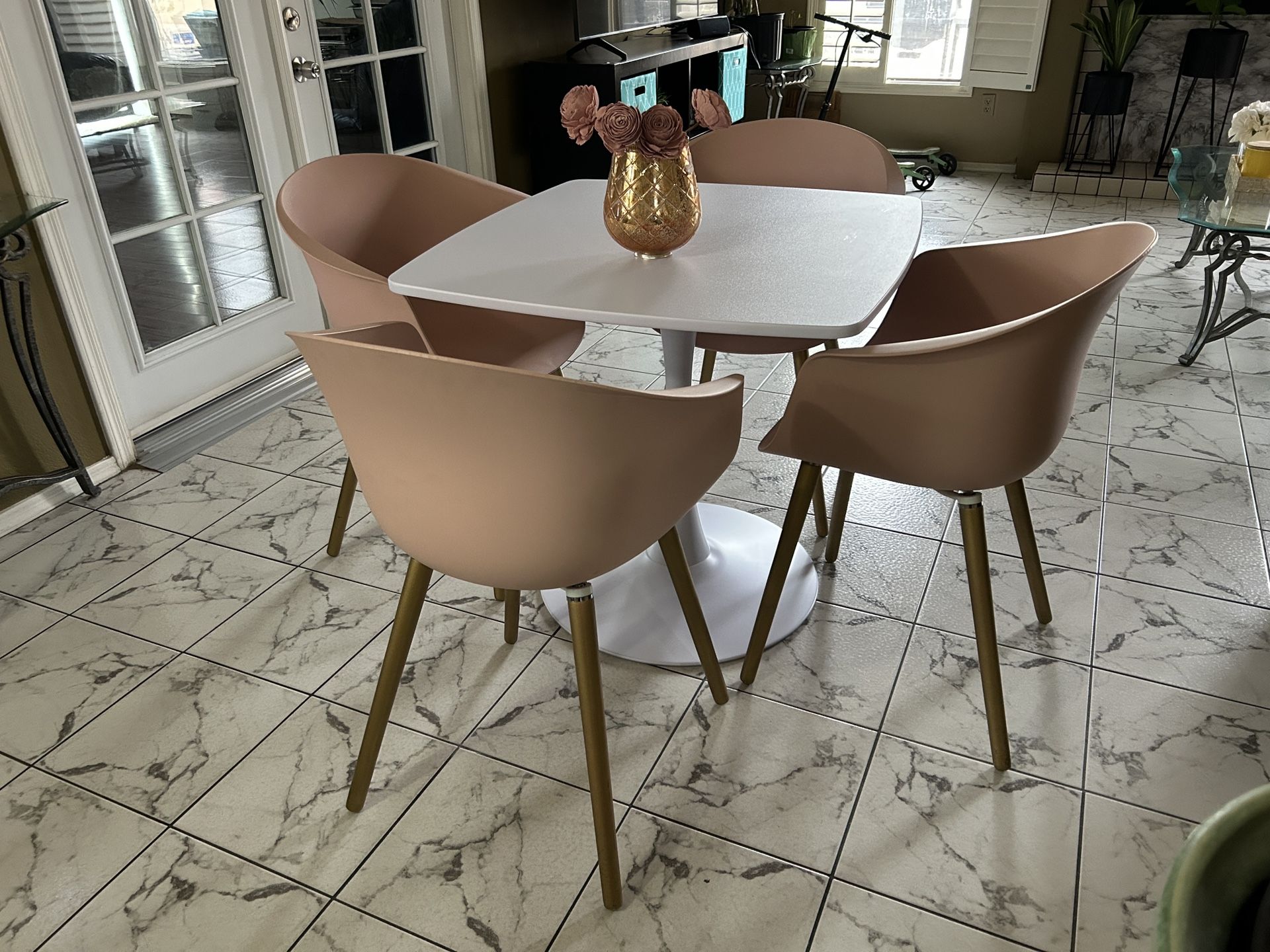 Dining Table Set 