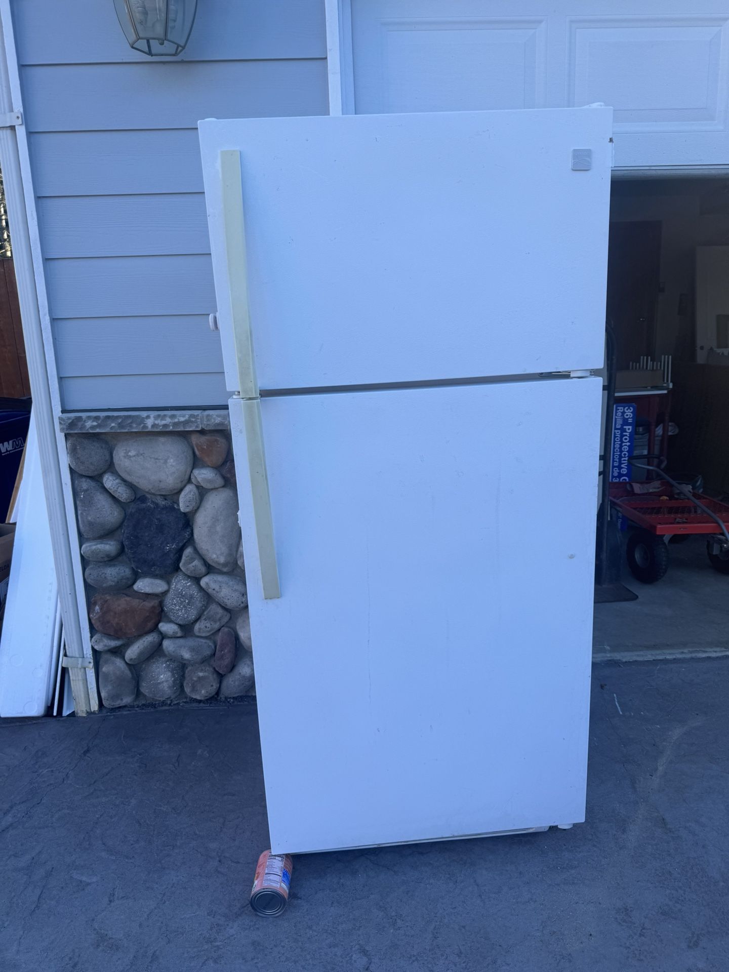 Refrigerator