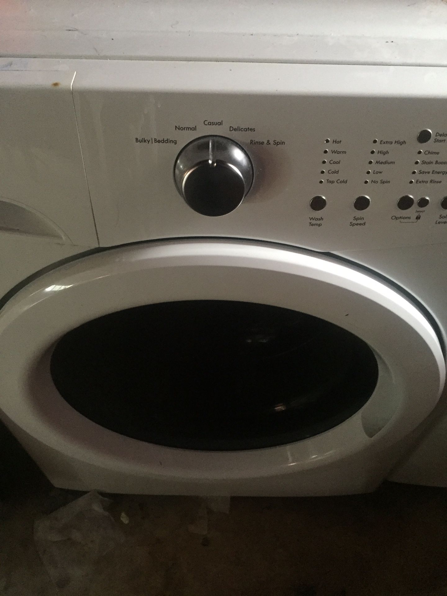 WHIRLPOOL WASHING MACHINE AND DRYER AND STAINLESS STEEL DISHWASHER AND STOVE SAMSUNG AND MICROWAVE ALSO 2007 VOLVO SEMI TRUCK CLEAR TITLE $4500