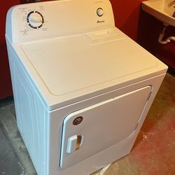 Dryer 80$ Cash . Works Great