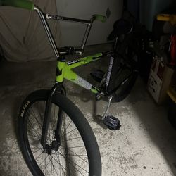 Slimer Throne 29er