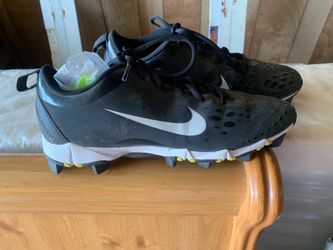 Woman soccer shoes