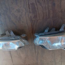 2015 Toyota Tacoma  Headlights 