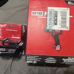 Milwaukee Drill Rotary Hamemer   + Battery 5.0