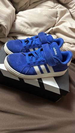 Adidas size 1y