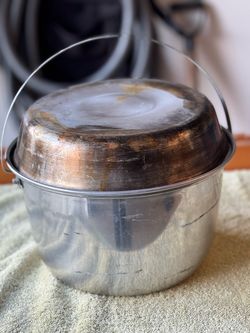Nesting camp cookware