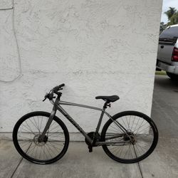 Giant Escape Hybrid Road Bike