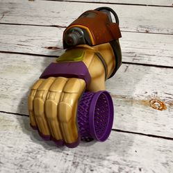 Disney Parks PIXAR Buzz Lightyear Gauntlet 2022 Disneyland Cup Drink Holder