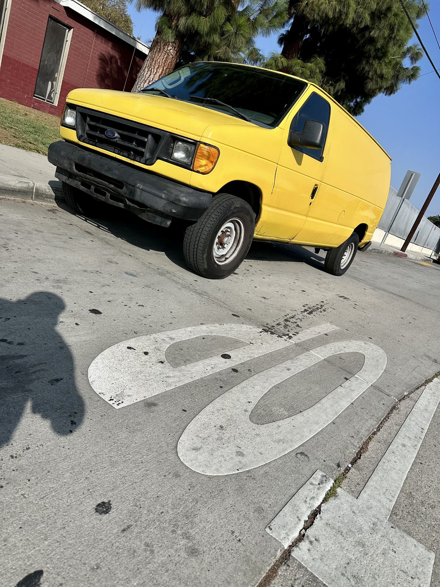 2004 Ford E-250