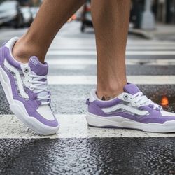 NEW Skate 2 Wayvee Men’s Sneaker, Purple/White, Size 12