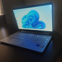 Laptop Hp: Core i7, Windows11 V-25H2, Microsoft365