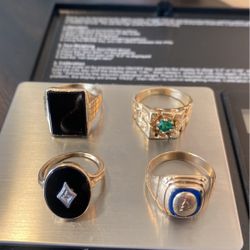 Beatiful Rings Emearld And Diamonds Real Gold