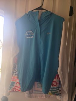 Nike 2025 Chicago Marathon Finisher Jacket