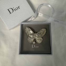 Dior Silver Butterfly Pearl Pendant Brooch 