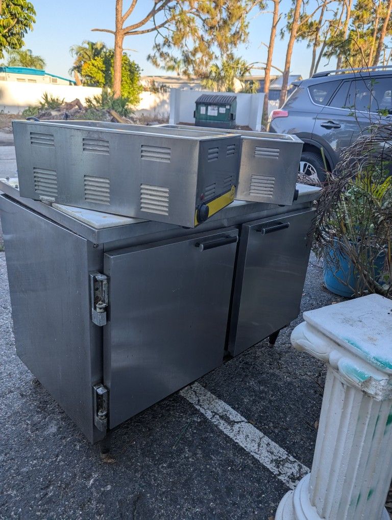 Refrigerator