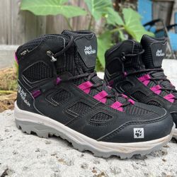 Hiking Boots - Girls 