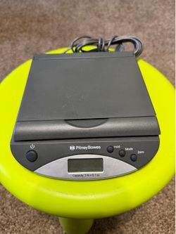 Pitney Bowes USB Scale Model XJ-6K809
