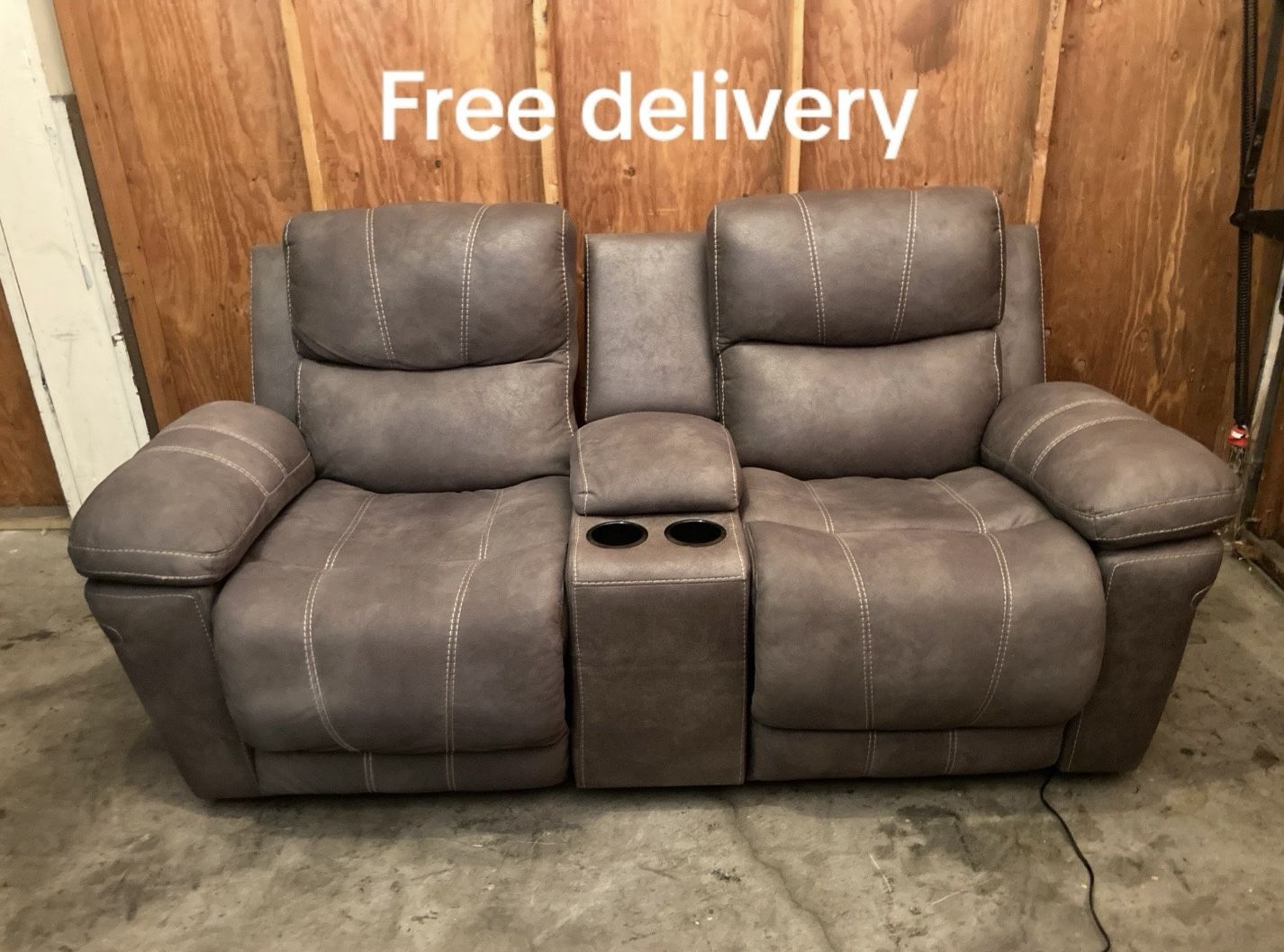 Electric Recliner Loveseat Couch - Free Delivery 