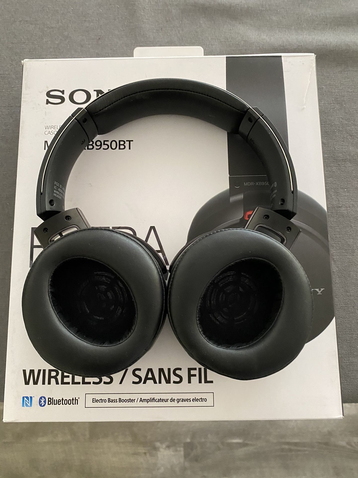 Sony Bluetooth Headphones (MDR-XB950BT)